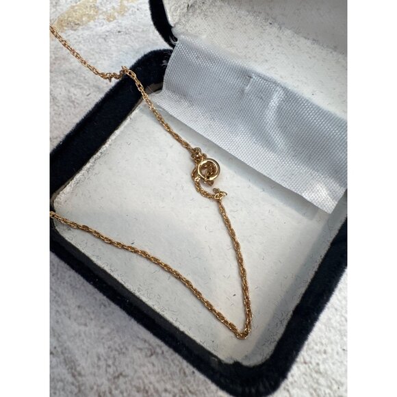 Vintage Pear Shaped Jewelry Set Clip On Earrings and Necklace Gift - Picture 7 of 8